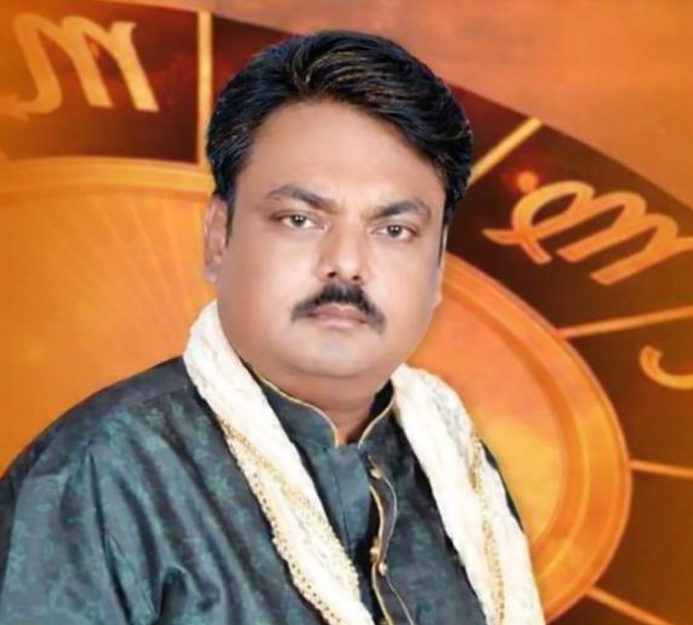 Manish Sinha (Astro Vedant Manish)